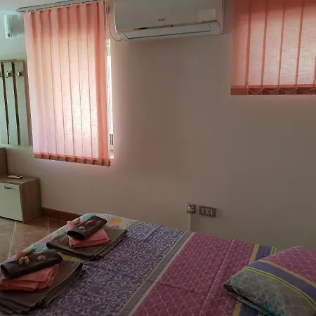 בית הארחה Erika